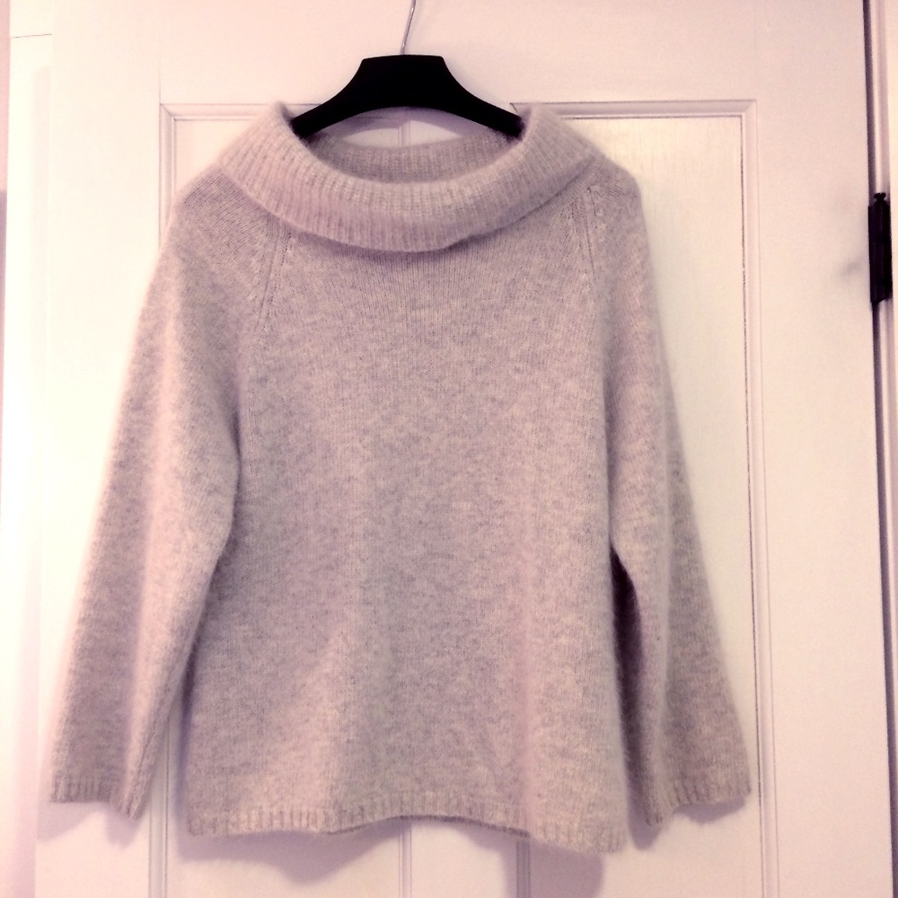 Raffaella Blue/Grey Angora Blended Wool Sweater